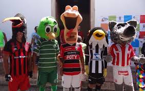 Porém, os holofotes foram para o mascote: Mascotes Inusitados Do Futebol Brasileiro