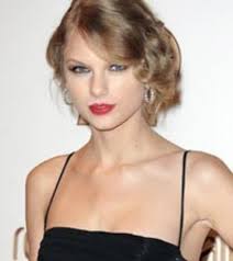 Taylor Swift Darius Rucker Split The Country Singles Charts