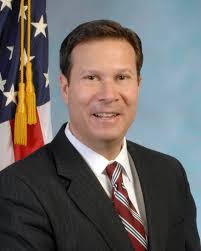 Frank Figliuzzi's Instagram, Twitter & Facebook