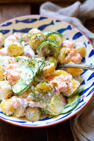 Schneller Kartoffelsalat Mit Raucherlachs Und Joghurt Dill Sauce Kochkarussell Rezept Kartoffelsalat Essensrezepte Spareribs Gasgrill
