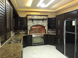 مطبخ المنيــوم خشابي مقطع إماراتي حصري World Kitchens عالم المطابخ فيسبوك