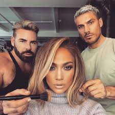 Jennifer lopez just debuted a pixie cut. Jennifer Lopez On Instagram These Guys Doing What They Do Fambam Jlo Hair Jennifer Lopez Hair Jennifer Lopez Hair Color