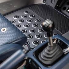 Aluminum Floor Mats In The Tonopah Commission Singervehicledesign Porsche Porsche911 Tonopahcommissio Singer Vehicle Design Custom Car Interior Custom Cars