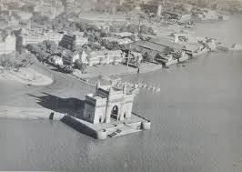 Gateway of India, Bombay, 1930 — An ...