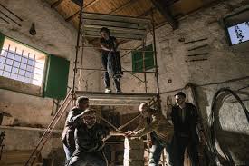 Caos Cultura - La miseria materiale sociale culturale della nostra società  nel film di Pirrotta