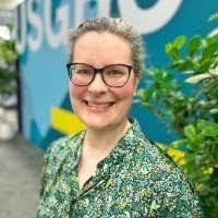 Heather Hofer's Instagram, Twitter & Facebook