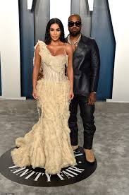 From london to paris to los angeles, hamish bowles joins kim kardashian and kanye west in their quest for world domination—and the perfect wedding dress. Ivw7nnqz 9 Zlm