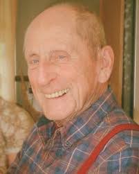 Ed Nolan's Instagram, Twitter & Facebook