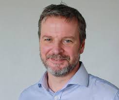 Wardell was born on 29 november 1944. Neil Sutherland Wardell Armstrong Team