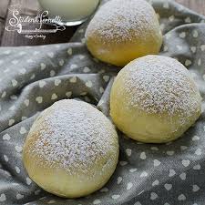 I bomboloni al forno sono dei dolcetti lievitati amati da grandi e piccoli, ottimi da gustare come brioche e farcire con crema pasticcera e confetture. Frittelle Di Zucchine Cotte In Padella O Al Forno Non Fritte Zero Lievito Ricetta Frittelle Di Zucchine Frittelle Ricette