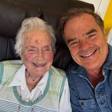 Happy birthday to your mom ❤️❤️