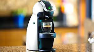 Bekijk hier de meest geadvanceerde nescafé dolce gusto met de genio s kies je zelf het volume van je koffie en met een simpele druk op de knop geniet je van een grote verscheidenheid aan heerlijke dranken. Dolce Gusto Genio 2 Nescafe Coffee Machine Review Geartek