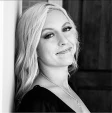 How small are runts in black pug litters at 5 weeks old?