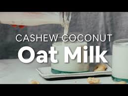 Creamy 5 Ingredient Cashew Coconut Oat Milk Our Take On Oatly Barista Milk That S Oil Free Froths Well And Pai In 2020 Oat Milk Milk Recipes Peanut Butter Crunch