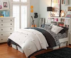 There are two rooms in my apartment that i keep tidy (nearly) 24/7: How To Clean Your Room In A Fast And Fun Way Cleaning Tips For Bedrooms Knowinsiders