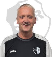 Michael Schlüter kehrt nach starker Vorbereitung in die erste Mannschaft  zurück