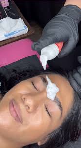 Relaxing Solution for brow lamination and lash lift