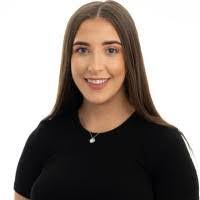 Gabriela Howe's Instagram, Twitter & Facebook