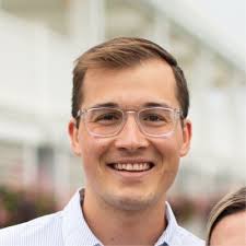 Excited to share that I've joined Consent as Head of Growth 🚀 I get to  work again with Founder Christopher Burns, my previous co-founder at  Everfund. Building together once was a privilege,