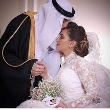 653 likes 30 comments العروس bride 1111 on instagram حساب المصوره mona659 mona65 arabian wedding arab wedding wedding picture poses