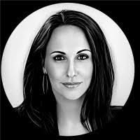 Janine Moran's Instagram, Twitter & Facebook