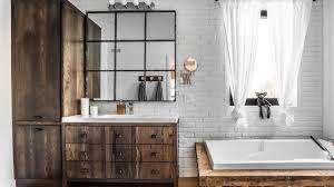 Une vanité de salle de bain vient dans différentes tailles, donc si vous voulez en obtenir une pour une petite salle de bains? Salle De Bain Rustique Chez Mariloup Wolfe Ateliers Jacob