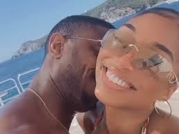 At the time, there were no details as to who the mystery woman was, as all michael would let on was that she was an old friend from la and the relationship was new. Michael B Jordan And His Girlfriend Are Couple Goals These Photos Prove It Film Daily