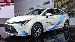 2020 Toyota Corolla Hybrid Sedan Fuel Economy Announced Toyota Corolla Toyota New Car Toyota Prius