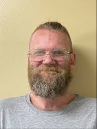 Craig Lippert's Instagram, Twitter & Facebook