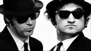 This song was released in 1985 as the closer to the album of the same name. Accordi Stand By Your Man The Blues Brothers 1000 Note