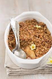 Oggi crumble di mele light, senza burro e senza zucchero ma di una bontà infinita, perfetto per una colazione speciale, una merenda o servire il crumble di mele alla cannella direttamente nella terrina di cottura una volta intipidito; Crumble Di Mele Light Vegan Senza Burro Senza Zucchero Raffinato Senza Glutine Beauty Food Blog