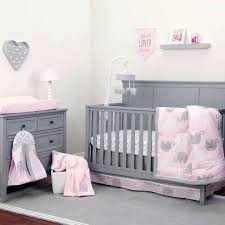 Gestalten sie das perfekte babyzimmer mädchen flair mit unserer hilfe. Babyzimmer In Grau Und Rosa Einrichten 40 Entzuckende Ideen
