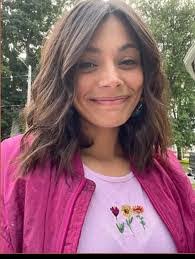 Hallie Schaffer's Instagram, Twitter & Facebook