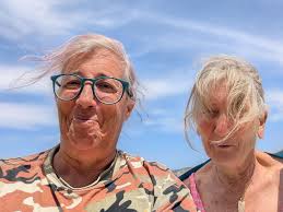 Sennen Community Page