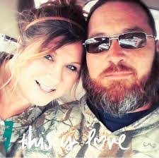 Melissa Mardis's Instagram, Twitter & Facebook