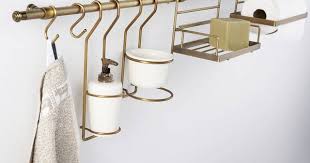 Pratiques Et Pas Chers Les Meubles De Studio Qu Il Vous Faut Elle Decoration Range Couverts Rangement Mural Cuisine Mobilier De Salon
