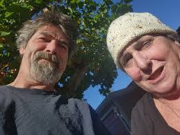 Leslie Casterline's Instagram, Twitter & Facebook