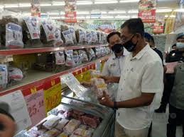 Satu lagi bisnes makanan yang tidak memerlukan modal yang besar. Jenama Daging Sejuk Beku Logo Halal Palsu Belum Boleh Diumum Metrotv