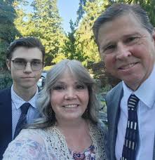 New family introducing themselves in Elma community