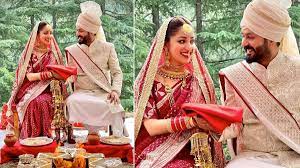 Actor yami gautam on friday surprised everyone with the news of her marriage to filmmaker aditya dhar. 4io1tka46l Agm