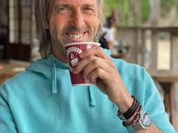 Man who named brain tumours Bill and Ted receives Twitter support from one  of film's stars