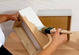 Mobel Selbst Lackieren So Einfach Geht S Mobel Lackieren Diy Mobel Einfach Mobel Verschonern