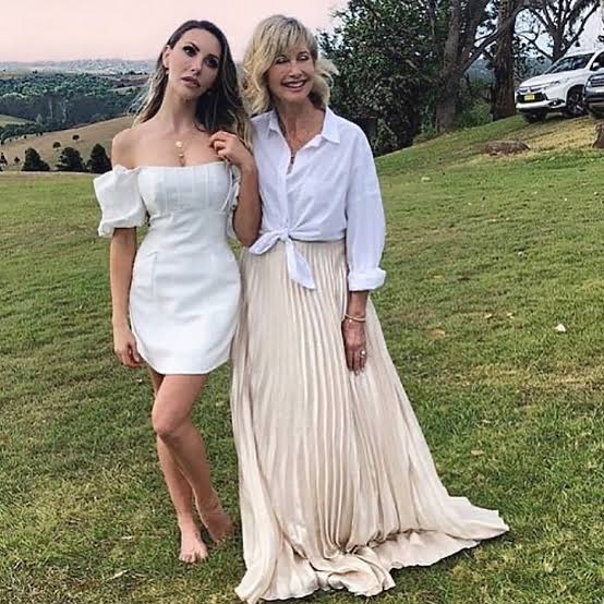 Olivia Newton-John seen on daughter's Instagram 3 days before death
