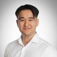 Kevin Phuong's Instagram, Twitter & Facebook