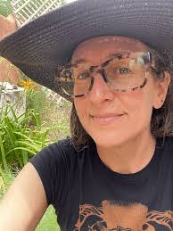 Lacy Archer's Instagram, Twitter & Facebook