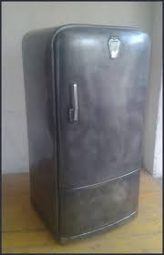 Frigo Annees 60 Reamenage Le Blog De La Salamandre Bleue Et De Combustible23 Decoration Frigo Frigo Vintage Frigo