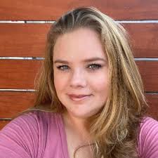 Desiree Eaglin (@DesireeEaglin)