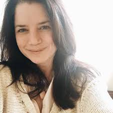 Michele Hirsch's Instagram, Twitter & Facebook