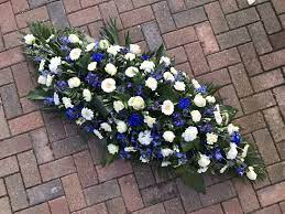 A Striking White And Blue Coffin Spray Created For The Funeral Of A Devoted Chelsea Foot Funeral Flowers Funeral Flower Arrangements Fresh Flowers Arrangements