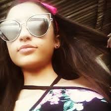 Dory Torres's Instagram, Twitter & Facebook